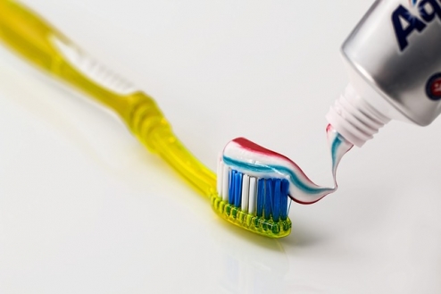 תרופות סבתא להלבנת השיניים? תשכחו מזה. תמונה: אילוסטרציה