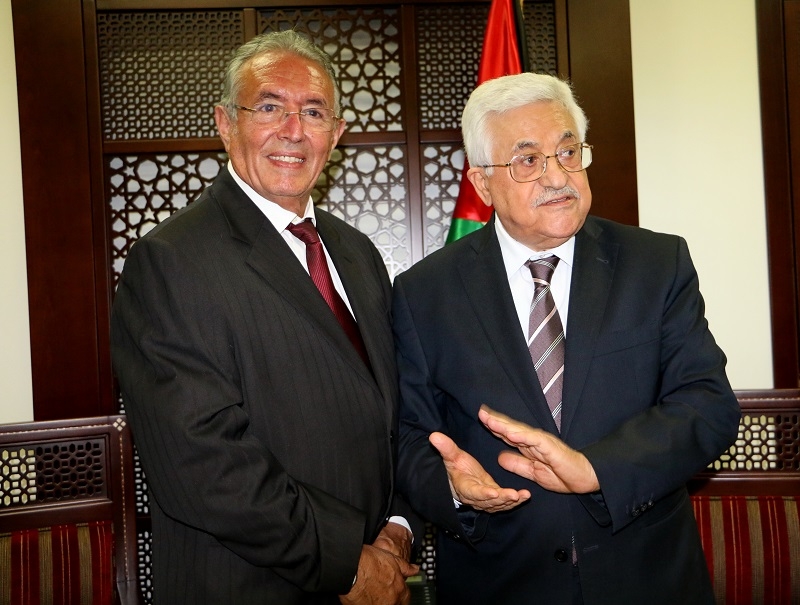 שלמה בוחבוט נפגש עם אבו מאזן, נשיא הרשות הפלסטינית. צילום: שלמה שרביט.  