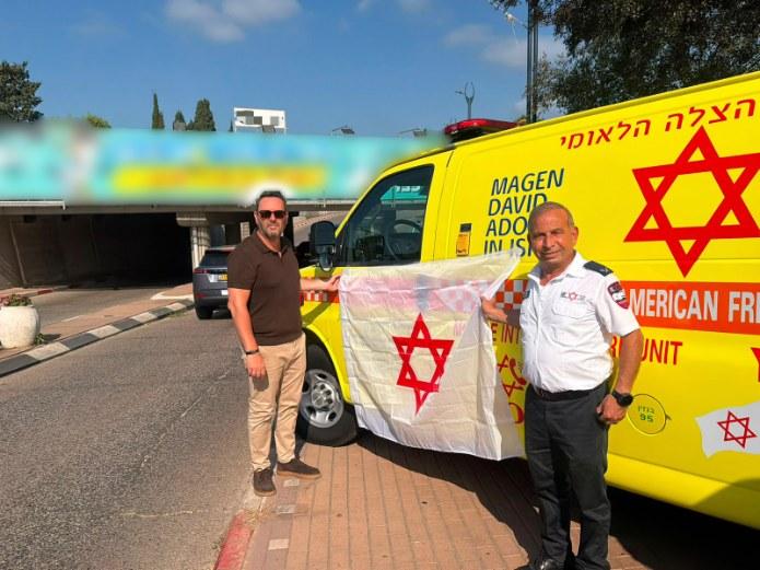 ניידת הטיפול הנמרץ החדשה שנחנכה בעכו. צילום: דוברות עיריית עכו