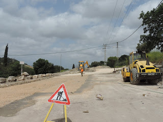 טבעון: החלו העבודות לשיקום ושדרוג כבישים בקרית חרושת
