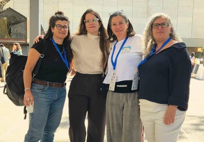 מימין: רחלי ברדו, נועה בר-נס, חן ליבמן ודקלה ליברמן | צילום: חממת הערבה