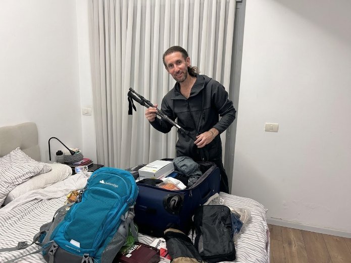 תומר בסן בדרך לפסגה | צילום: אור בסן
