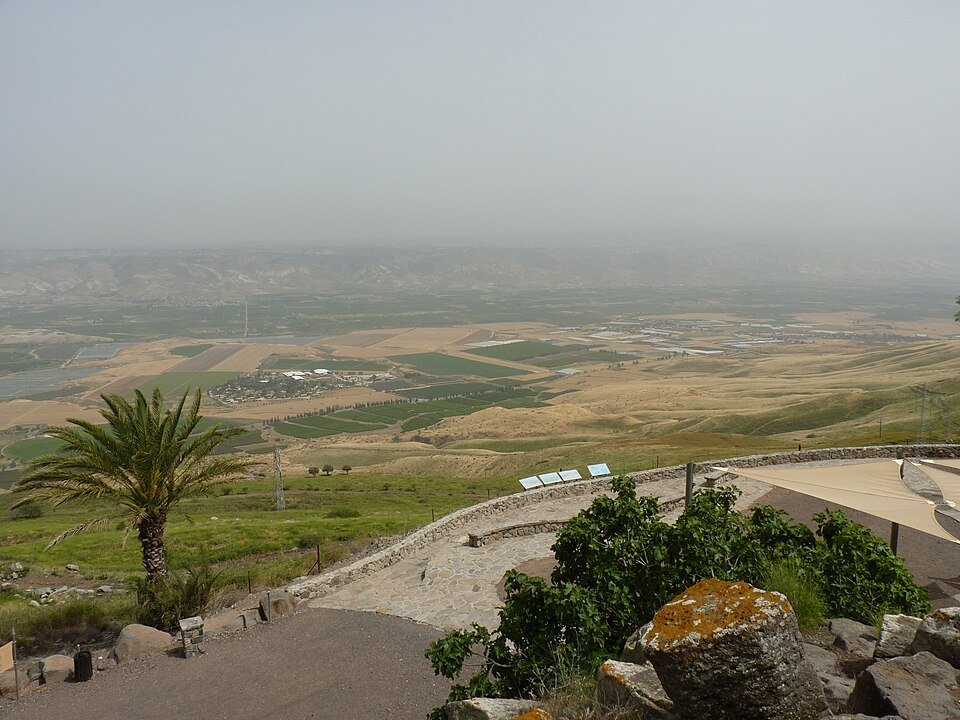 הנוף הפתוח מכוכב הירדן אל עמק הירדן