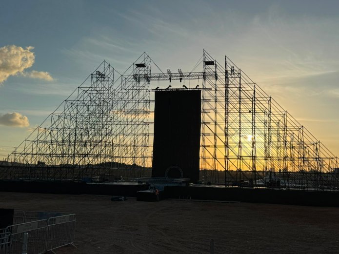 מתחם CAESAREA FESTIVAL ZONE בפארק העסקים של קיסריה | צילום: אורן באלאבוס, טומיקס