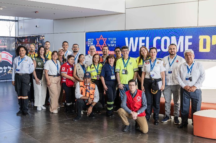 משלחת בכירי מערכי החירום מספרד ומאמריקה הלטינית בביקור במגן דוד אדום | צילום: צילום: אלון שפיגל