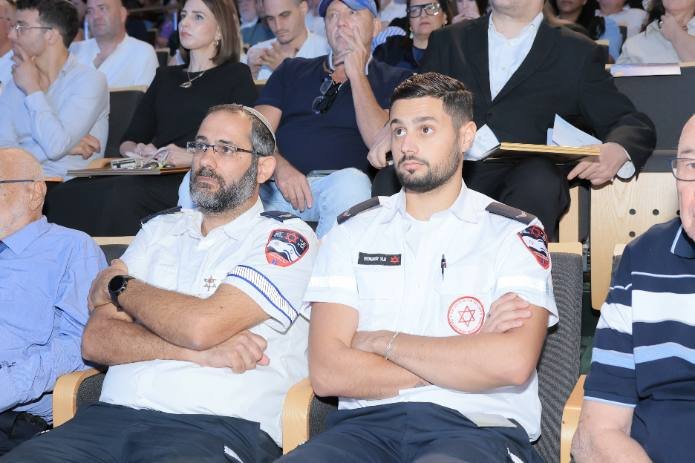 מתנדבי מד"א בטקס ההענקה. צילום: אלירן אסייג