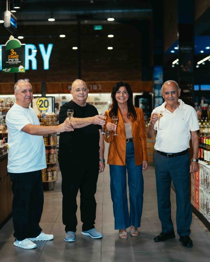 מימין: חגי שלום, אביבית לוי נעים, ארז מלצר ויוסי שליו | צילום: אייל אפרתי