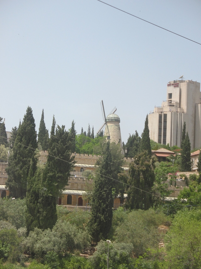 טחנת הרוח של מונטיפיורי בשכונת ימין משה