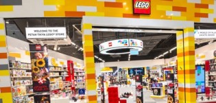 חנות LEGO רשמית נפתחת בעופר הקניון הגדול בפתח תקווה חזית חנות LEGO STORE בעופר הקניון הגדול בפתח תקווה | צילום: יח