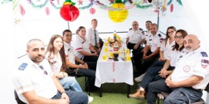 שגריר האיחוד האירופי בסוכת מד״א בלוד: ״מתפעל מההרמוניה״ ביקור שגריר האיחוד האירופי בישראל בסוכת מד״א בתחנת לוד | צילום: נמרוד ארונוב