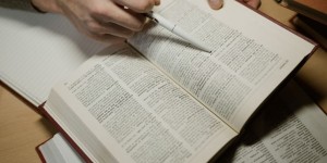 מתי נכון להמשיך ללימודים מתקדמים ואיך בוחרים מסלול? לימודים באקדמיה | צילום: קרדיט התמונה: Tima Miroshnichenko באתר PEXELS