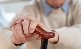 איך לזהות ירידה תפקודית אצל בני הגיל השלישי קרדיט תמונה FREEPIK