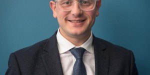 רבוע כחול נדל"ן מציגה זינוק של כ-14% ב-NOI ברבעון השני של 2026 ארתור לשינסקי, מנכ