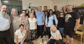 בונים עתיד משותף: התנועה האברהמית הבדואית יוצאת לדרך בנגב השקת התנועה האברהמית הבדואית בקסר א-סיר שבנגב. צילום: התנועה האברהמית