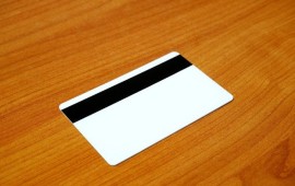 CompoSecure פתחה בלונדון מרכז עיצוב לכרטיסי תשלום ממתכת כרטיס תשלום. המחשה | צילום: Santeri Viinamäki / Wikimedia Commons, CC BY-SA 4.0