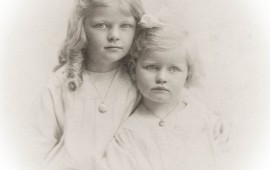 האחיות פישביין - ביטוח לאומי סירב להכיר בהן כ"ידועות בציבור" צילום: אילוסטרציה