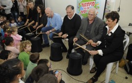 6500 ילדים בחיפה יקחו חלק בפרויקט המיחזור הגדול בישראל 6500 ילדים בחיפה יקחו חלק בפרויקט המיחזור הגדול בישראל(צילום:דוברות חיפה)