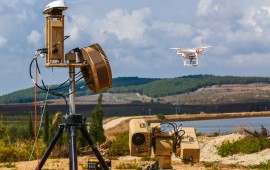 רפאל חושפת את ה- Drone Dome מערכת חדשה לזיהוי ולנטרול רחפנים Drone Dome מערכת חדשה לזיהוי ולנטרול רחפנים