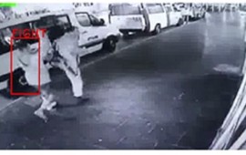 פתרון לטרור הסכינים? תוכנה חדשה תתריע על אלימות ברחוב תוכנה המסוגלת לזהות התנהגות אלימה במצלמות אבטחה ולהתריע על כך לכוחות הביטחון וההצלה. צילום: אמיר בן אלישע