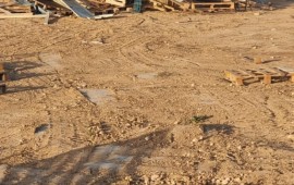 עשרות סככות של פולשים בישוב רהט בנגב פונו על ידי מפקחי רשות מקרקעי ישראל קרדיט : רשות מקרקעי ישראל