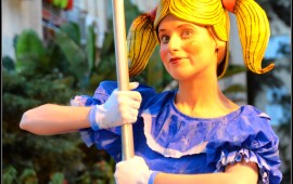 פסטיבל אילת לתיאטרון רחוב חוזר לטיילת התיירות הצפונית צילום: ראש חוצות