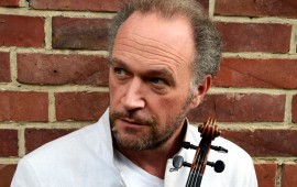 פסטיבל אופוס באפריל: בהשתתפות הכנר קוליה בלאכר והנשפן ראדק באבורק Kolja blacher. credit: Bernd Buehmann