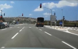 מפחיד: אחד מכל ארבעה נהגים מודה שחצה צומת באור אדום בשנה האחרונה צילום: עמותת אור ירוק