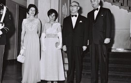 לוי אשכול ואשתו מרים עם הנשיא לינדון וליידי ברד ג'ונסון בארוחת ערב ממלכתית