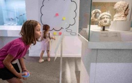 סוכות במוזיאון ארצות המקרא ירושלים: ממלכת הדמיון למשפחות, תערוכת "כי האדם" והמחזמר "עולם חדש טייק 2" סוכות בממלכת הדמיון במוזיאון ארצות המקרא ירושלים. צילום: יעל אלף