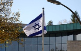היכן שהדגל חסר: התנועה האברהמית קוראת לפתוח שגרירויות ישראליות במדינות שבהן אין ייצוג דגלי ישראל מחוץ לשגרירות. צילום: רויטרס