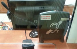 מערכת עזר לכבדי שמיעה הוצבה בבניין עיריית חולון צילום: עיריית חולון. מערכת עזר ניידת לכבדי שמיעה הוצבה בבניין עיריית חולון.