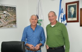 ח"כ ילין תומך במאבק מועצת זבולון נגד הפקעת שטחים חקלאיים