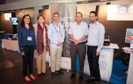 אינטל פותחת מעבדת FinTech בשיתוף חברת The Floor בבורסה מימין לשמאל: רועי רמון, מנהל מאיץ הסטארט-אפים של אינטל ישראל; רון חולדאי, ראש עיריית תל אביב; גיל דבורה, אחד מיזמי The Floor - מרכז חדשנות פינטק ישראלי, מקסין פסברג, מנכלית אינטל ישראל ושרון פוטרמן, מנהלת פיתוח עיסקי של תחום האינטרנט של הדברים באינטל ישראל. צילום: רועי שפרניק