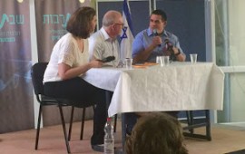 ניצב בדימוס סגלוביץ: ''החמלה למתלוננות קודמת לחמלה לקצב'' ניצב בדימוס יואב סגלוביץ (יש עתיד) באירוע שבתרבות במבשרת ציון