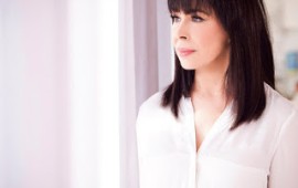 מה לעשות בט"ו באב: שלל אירועי הופעות, שקיעות, ארוחות רומנטיות ועוד ברחבי הארץ גלי עטרי שתופיע בפסטיבל מחוללות בכרמים. צילום אהד רומנו