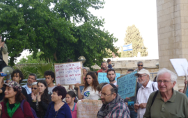 עשרות הפגינו בירושלים נגד הרכבת הקלה: "מונופול צריך להישאר רק משחק"