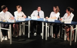 "אנרגיות טובות": ההצגה הסאטירית ממחיזה ישיבה אמיתית בכנסת