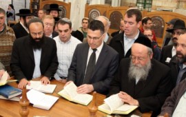 טיול שנתי בגירסת גדעון סער: התלמידים יטיילו לחברון