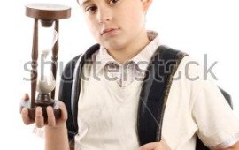 מומחי "מאוחדת" מתריעים: הבריאות של הילד מתחילה ביציבה נכונה מומחי