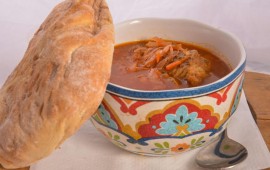 מרק בורש רוסי של שף סימו בן חובל מרק בורש רוסי של פטרה