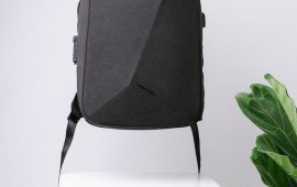 הפיצ'רים החדשים שניתן למצוא בתיקי גב Photo by SCREEN POST on Unsplash