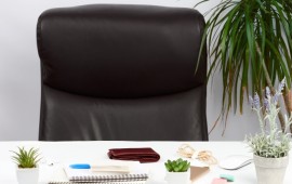 ריהוט למשרד שיתאים לכל תקציב: איך לבחור נכון קרדיט תמונה FREEPIK