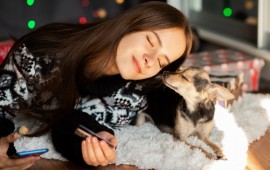 עברו לאונליין: חיית המחמד שלכם תודה לכם! קרדיט: freepik